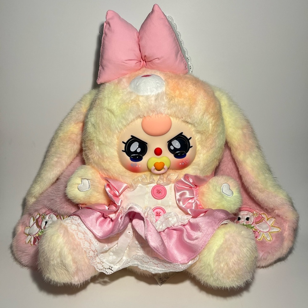 Baby Three 400% Lily Rabbit Town Rare Crying Eyes Pacifier Gen 5 Plush - Picture 2 of 4